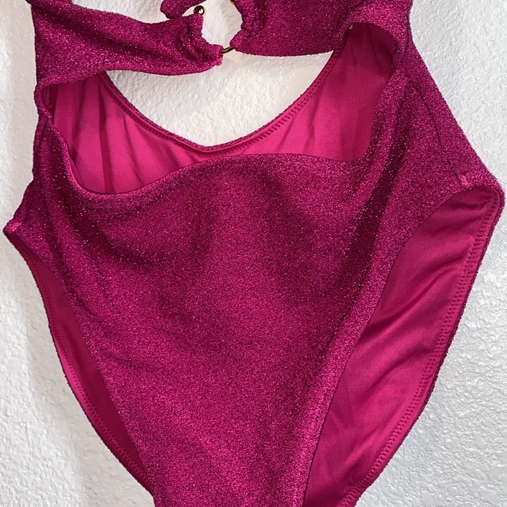 VICTORIA'S SECRET‎ SWIM Shimmer Cut-Out Bandeau One-Piece Swimsuit Size Small - Picture 5 of 13